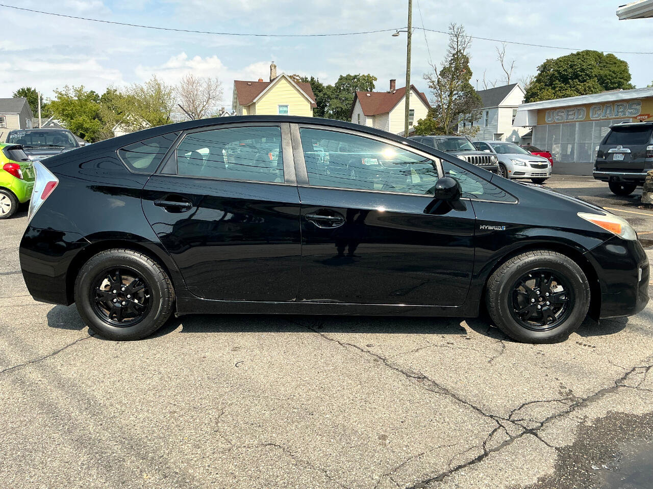 Used 2012 Toyota Prius Three w/ Solar Roof Pkg image 2