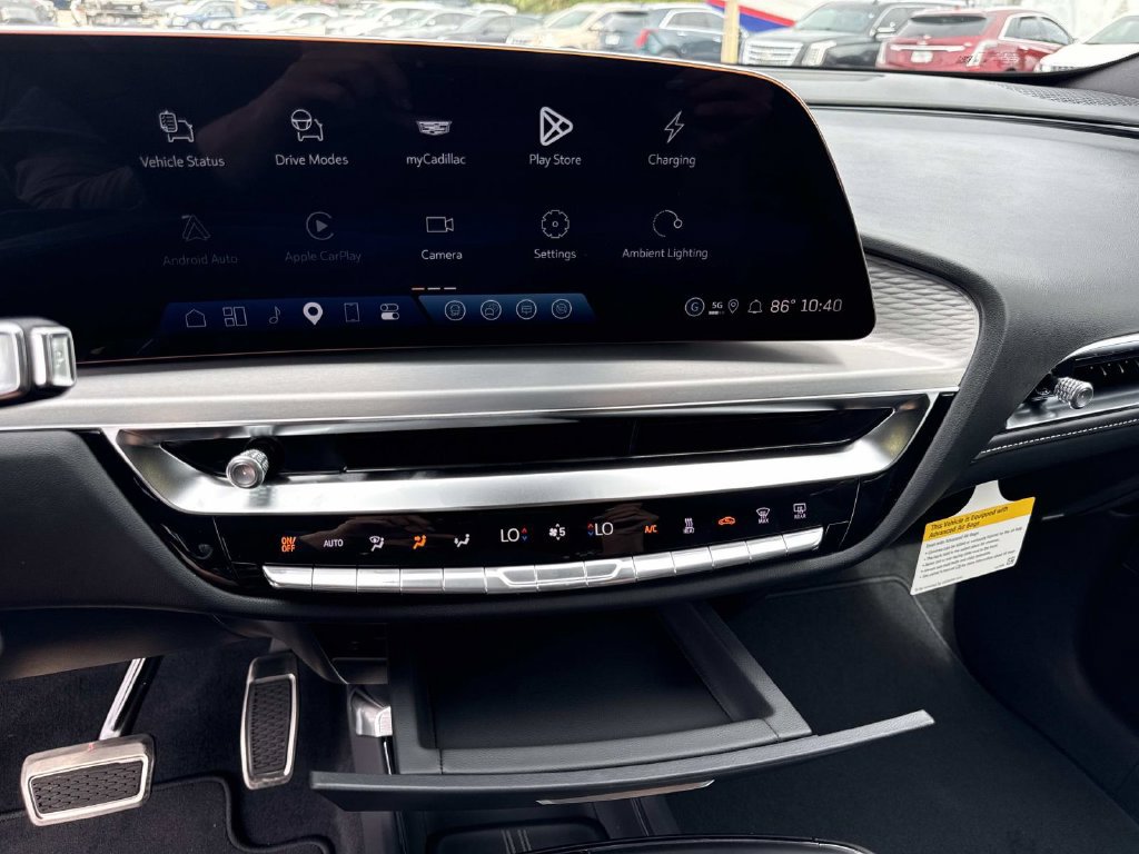 New 2027 Cadillac Lyriq Luxury RWD image 23