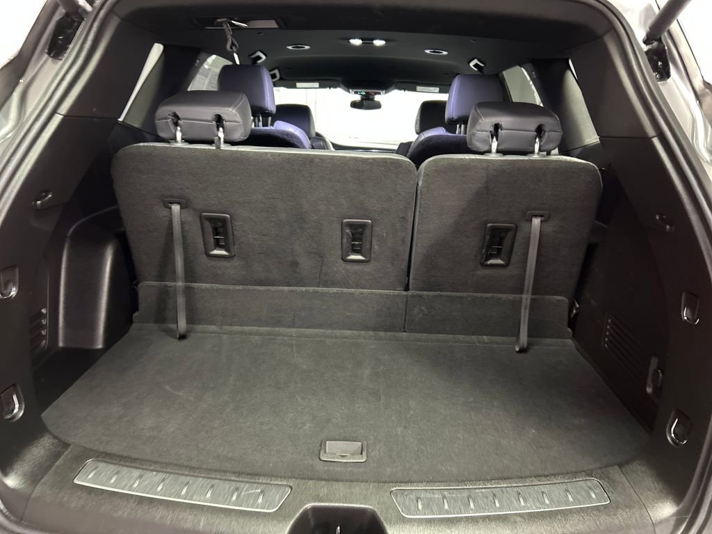 Used 2024 Buick Enclave Essence w/ Sport Touring Edition image 25