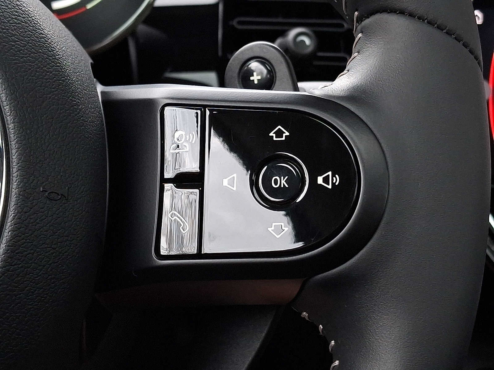 Certified 2024 MINI Cooper S FWD image 19