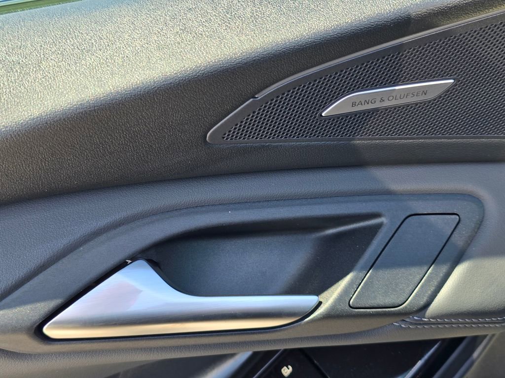 New 2027 Audi SQ6 e-tron Premium Plus AWD/4WD image 22