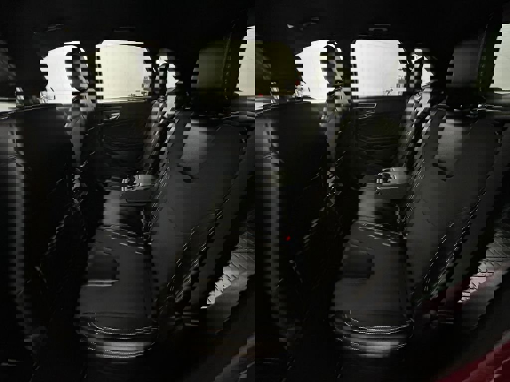 Used 2023 Ford Edge ST image 19