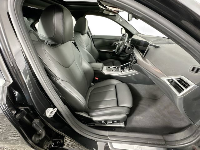 Used 2025 BMW 330i xDrive Sedan AWD/4WD image 27