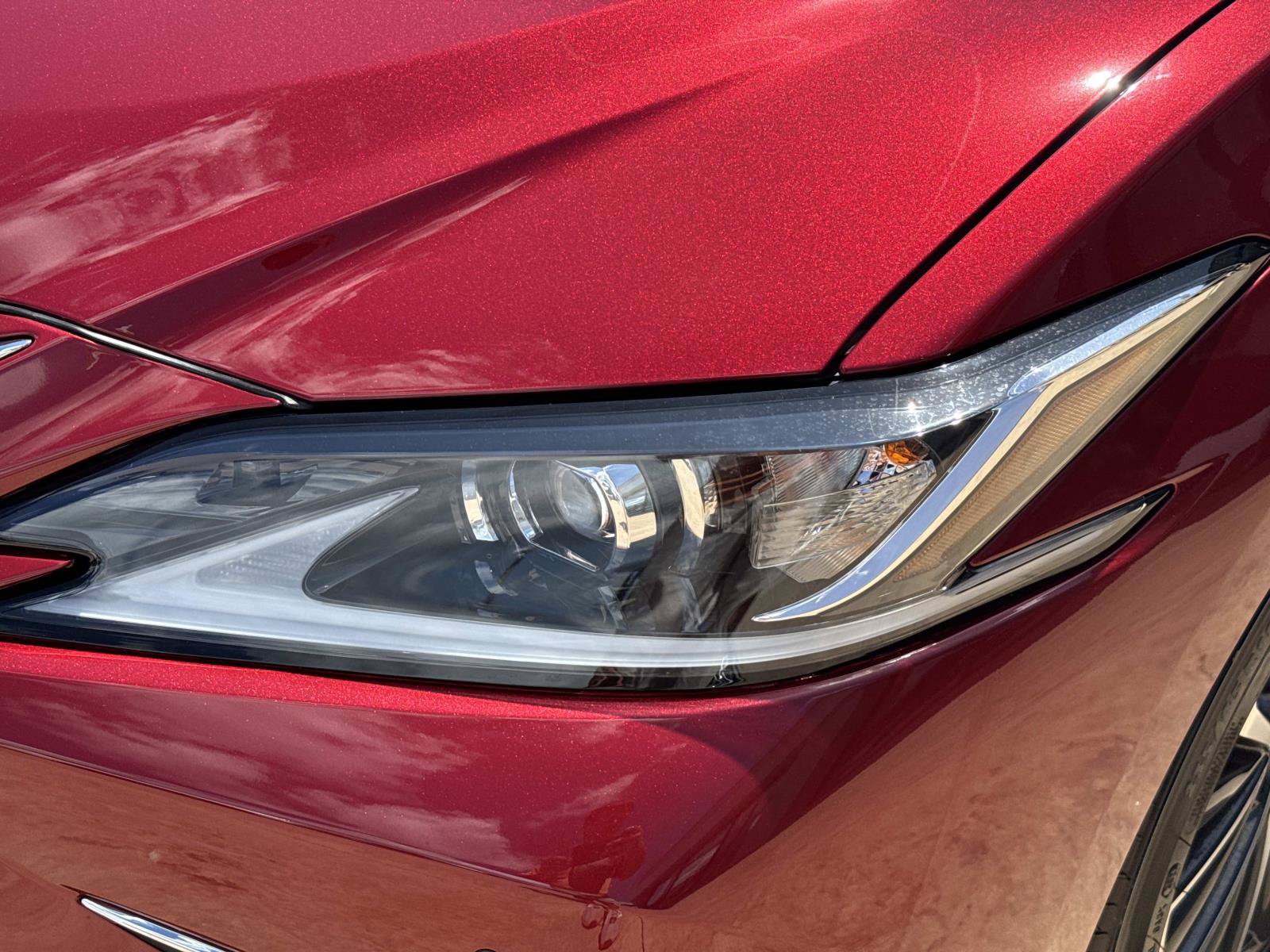 Used 2025 Lexus ES 350 w/ Premium Package FWD image 9