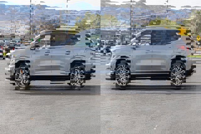 Used 2025 GMC Acadia Denali w/ LPO, Floor Liner Package image 3