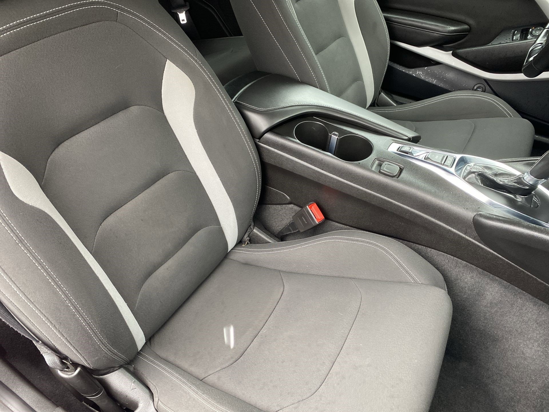 Used 2023 Chevrolet Camaro LT image 29