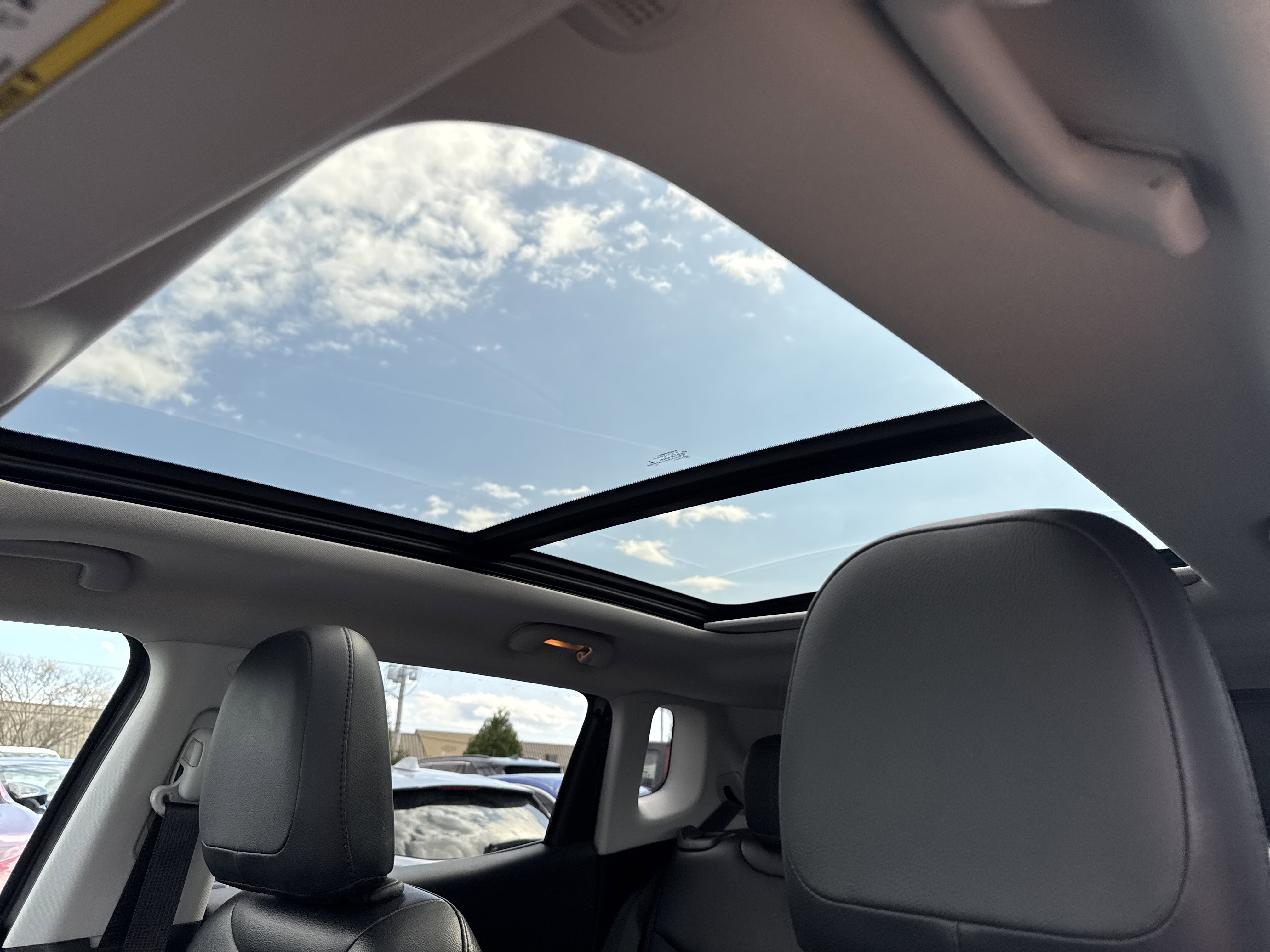 Used 2021 Jeep Compass Latitude w/ Sun and Sound Group image 15