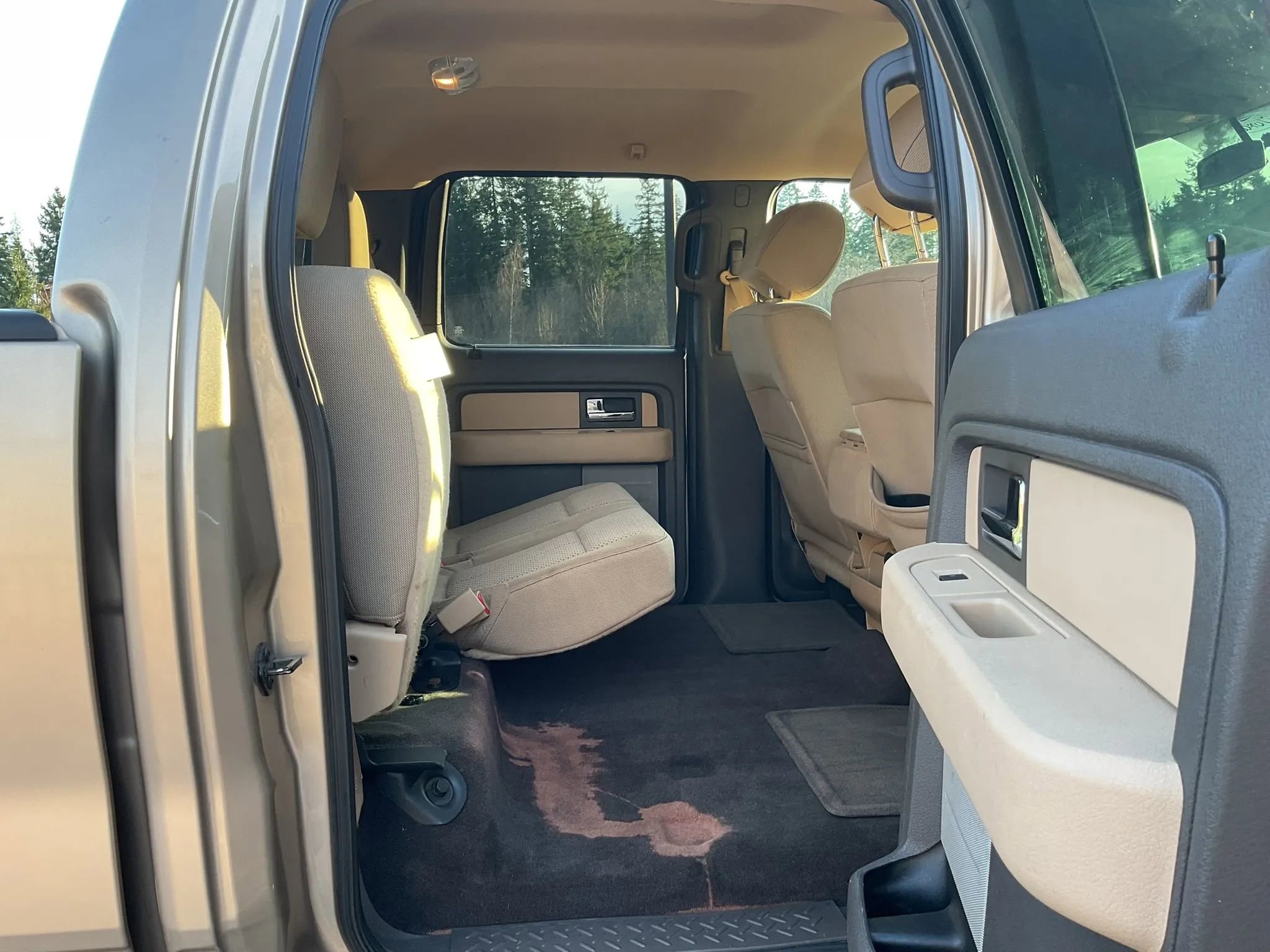 Used 2013 Ford F150 XLT w/ XLT Chrome Pkg image 12