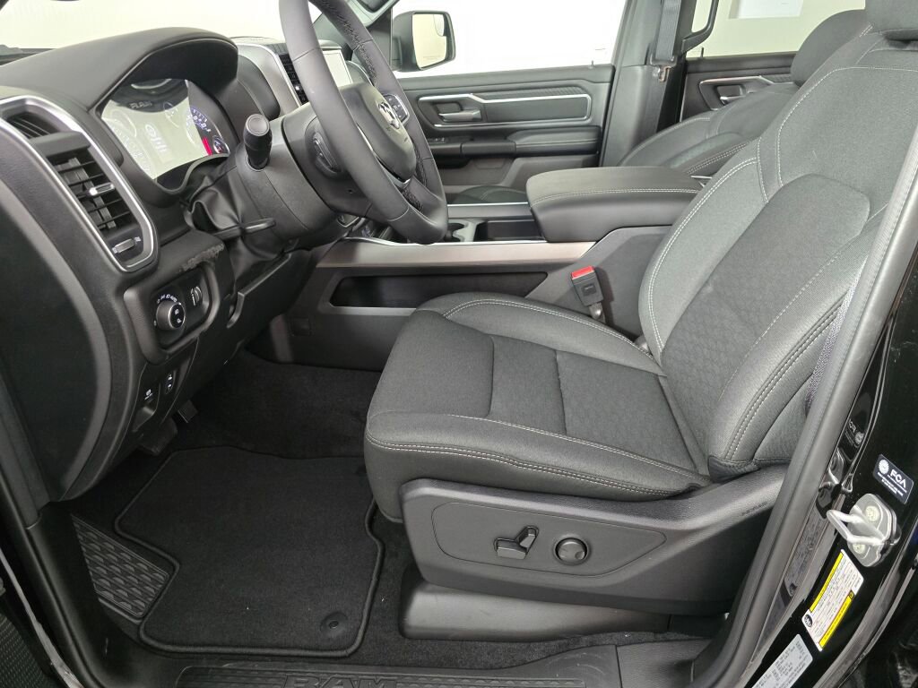 New 2025 RAM 1500 Big Horn image 16