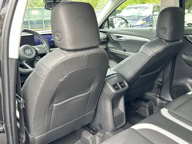 Used 2025 Buick Envision Sport Touring AWD/4WD image 25