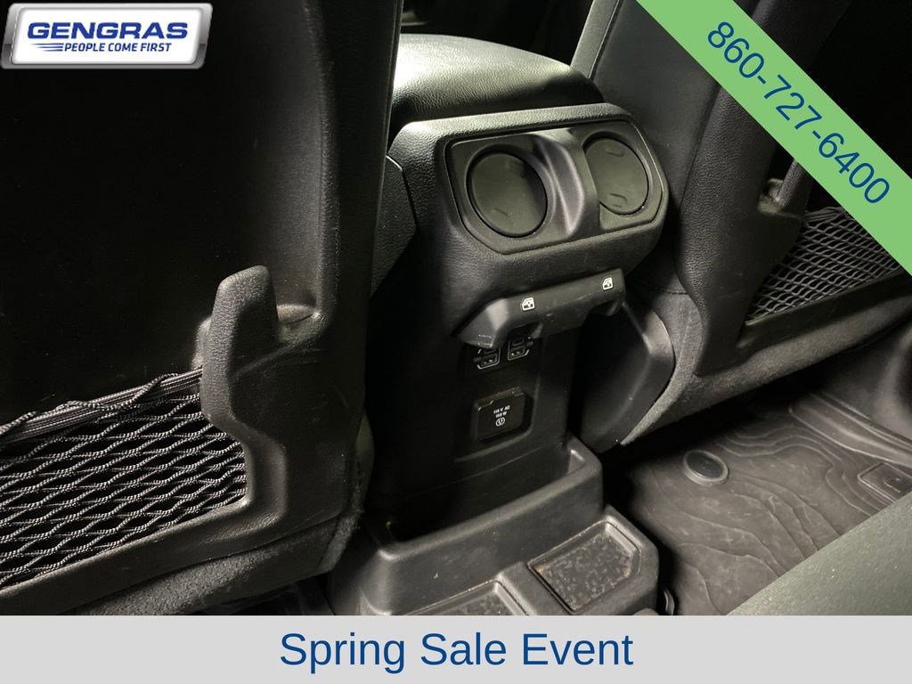 Used 2024 Jeep Wrangler Unlimited Rubicon 4xe w/ Technology Group AWD/4WD image 28