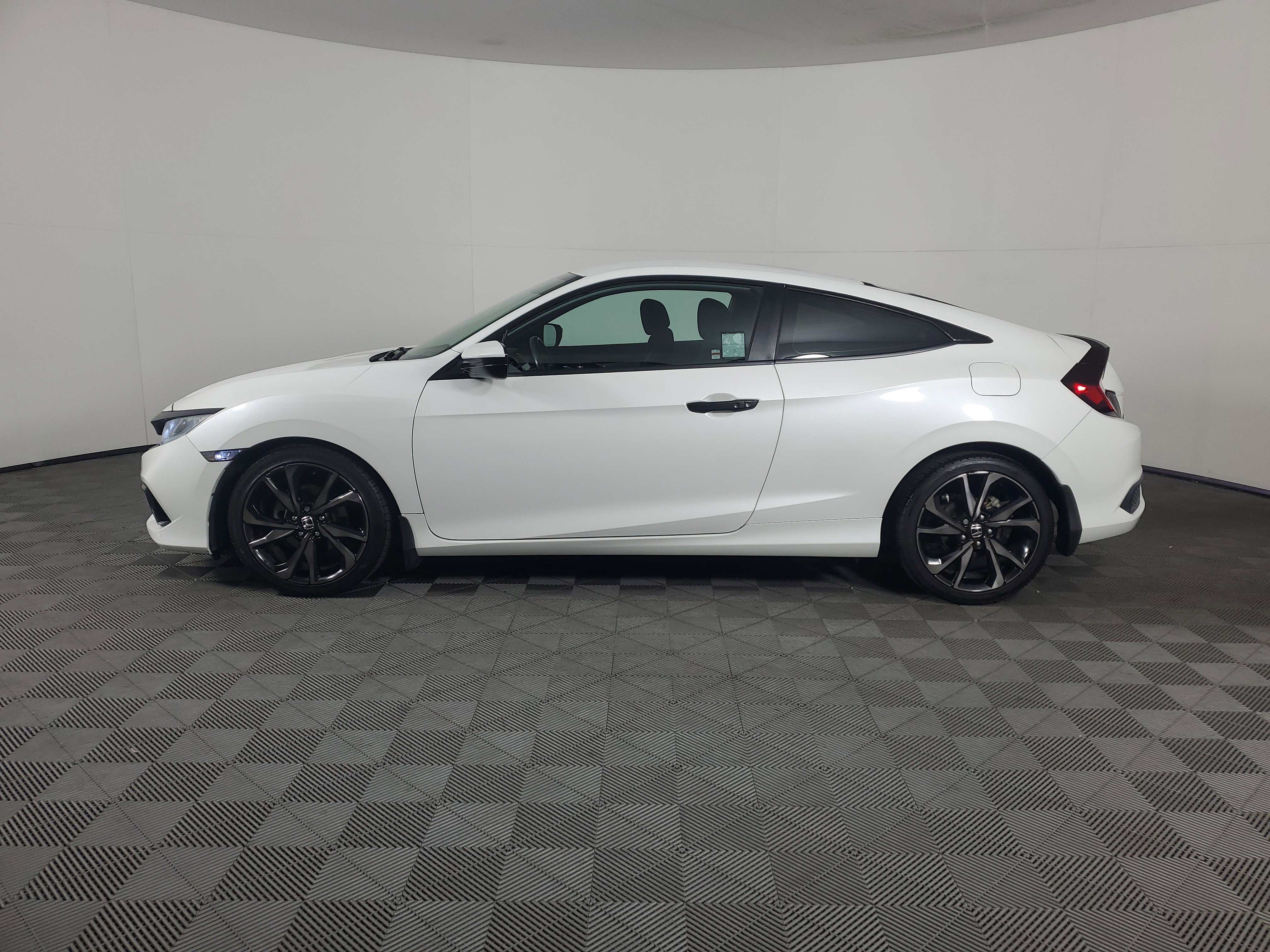 Used 2019 Honda Civic Sport image 7
