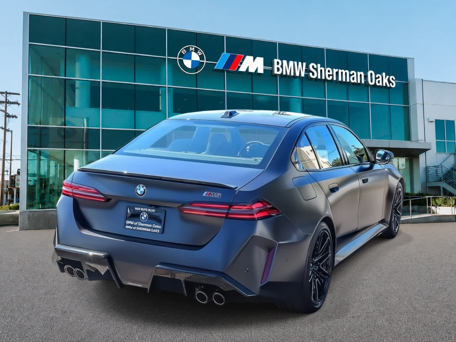New 2026 BMW M5 AWD/4WD image 4