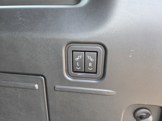 Certified 2024 GMC Hummer EV 3X w/ LPO, Sport Package AWD/4WD image 19