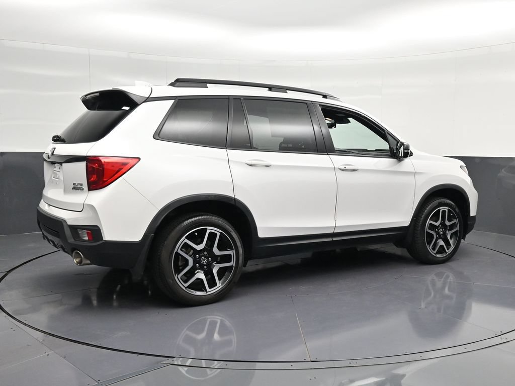 Used 2023 Honda Passport Elite image 3