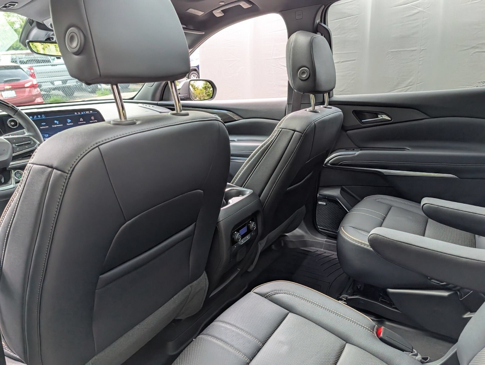 Certified 2026 Chevrolet Traverse High Country AWD/4WD image 25