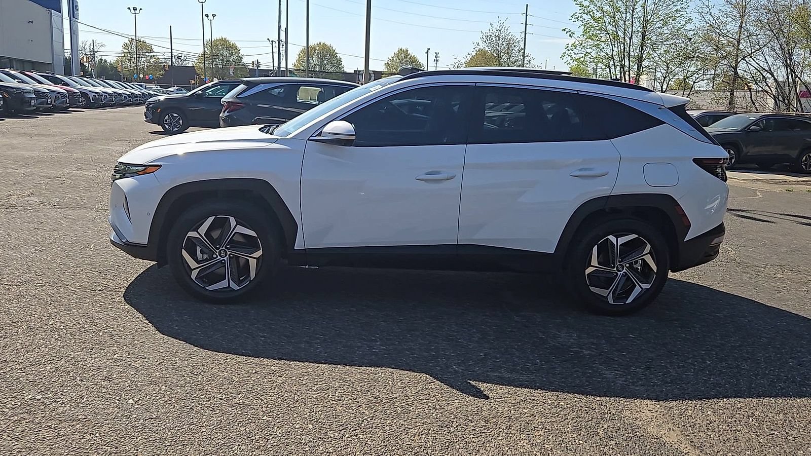 Certified 2023 Hyundai Tucson Limited AWD/4WD image 5