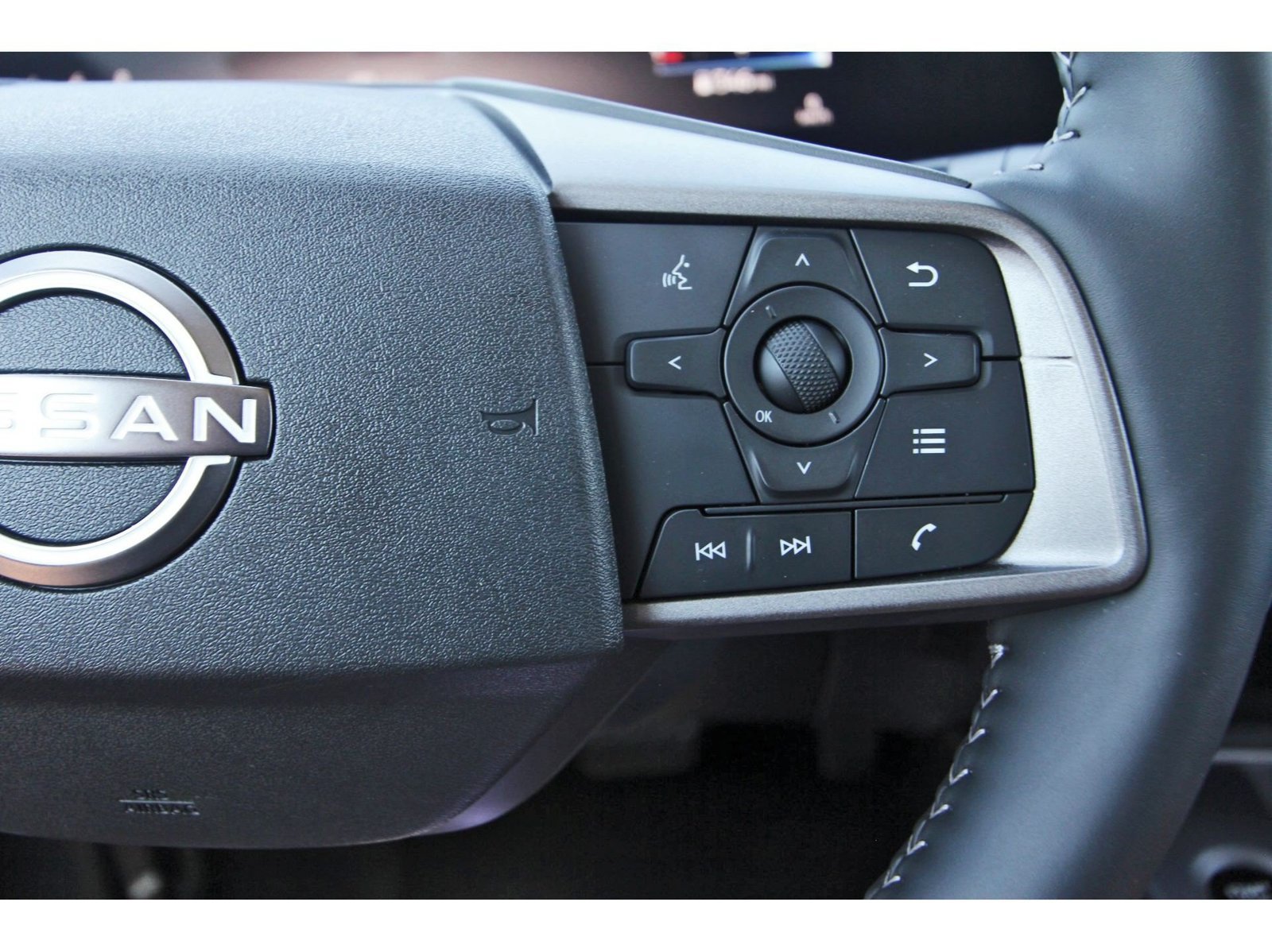 Certified 2026 Nissan Sentra SV w/ SV Convenience Package FWD image 20
