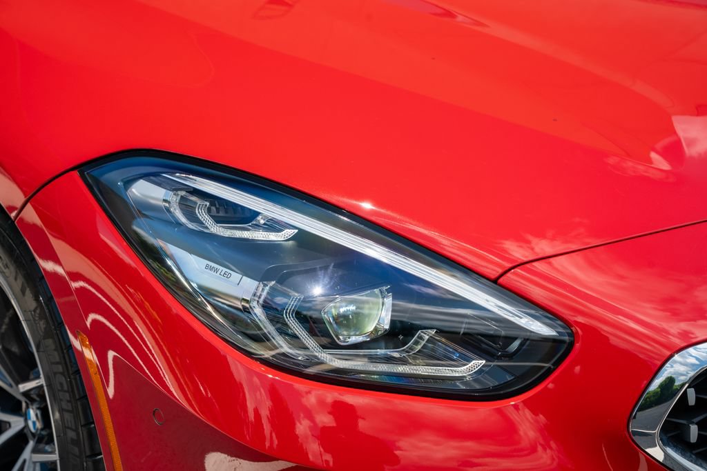 Used 2021 BMW Z4 sDrive30i w/ Convenience Package RWD image 9