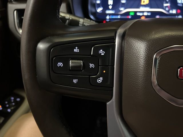 Used 2023 GMC Yukon XL SLT w/ SLT Luxury Package image 44