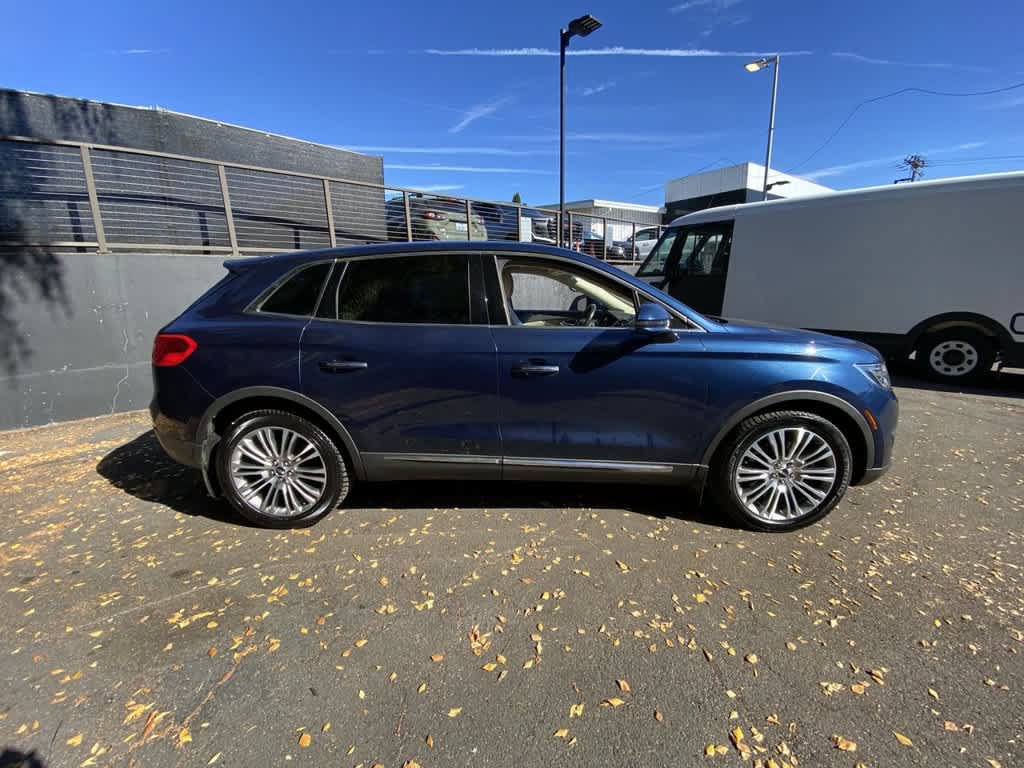 Used 2017 Lincoln MKX Reserve w/ Lincoln MKX Climate Package AWD/4WD image 7