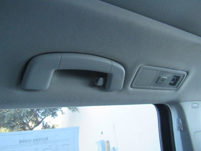 Used 2019 Volkswagen Golf SE image 28