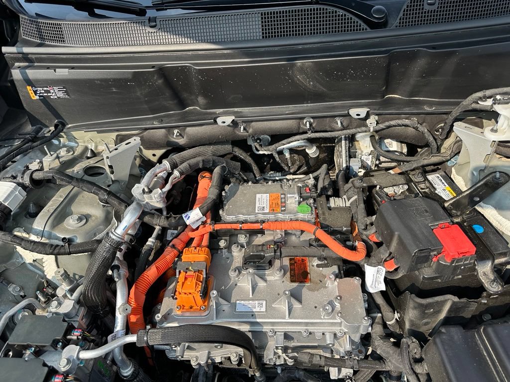 Certified 2026 Cadillac Vistiq Luxury AWD/4WD image 38