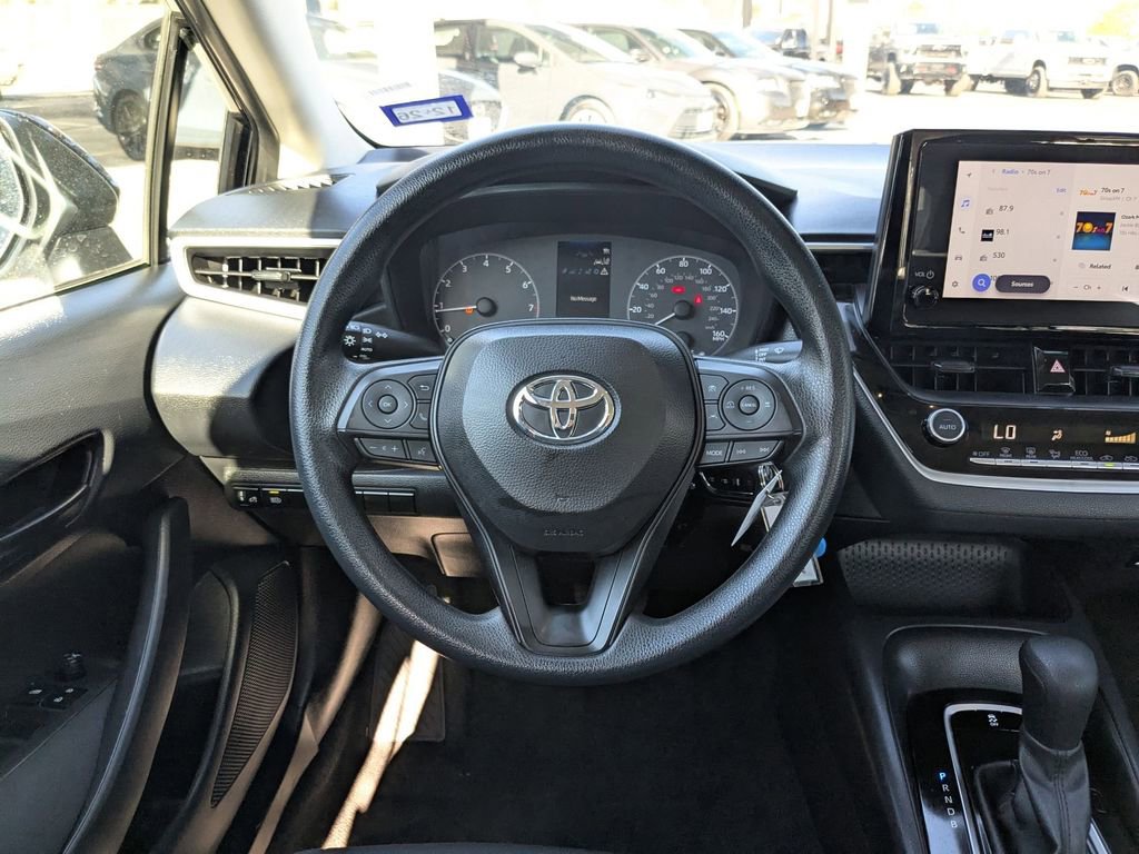 Used 2025 Toyota Corolla LE image 16