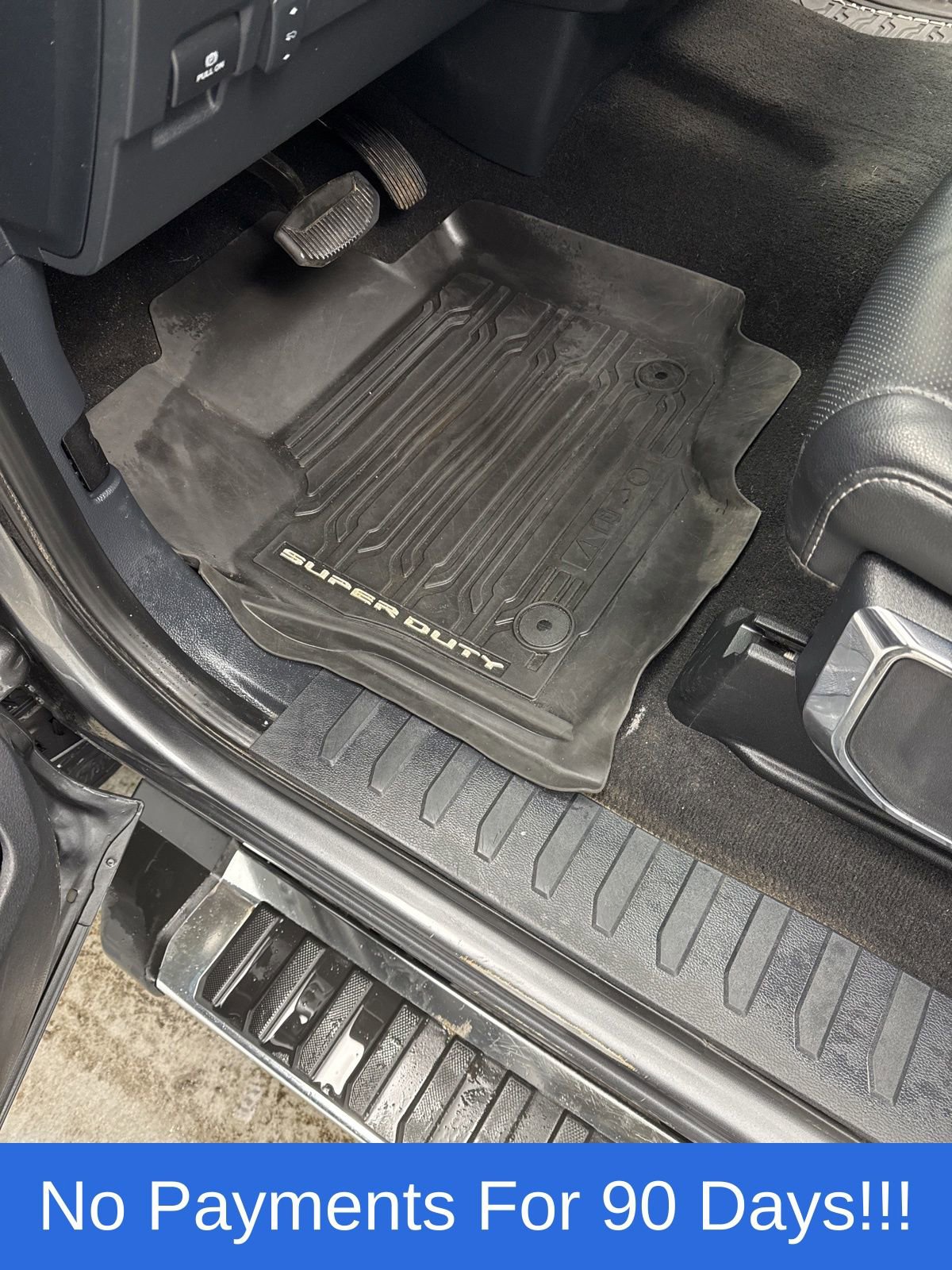 Used 2023 Ford F350 Lariat w/ Chrome Package image 18