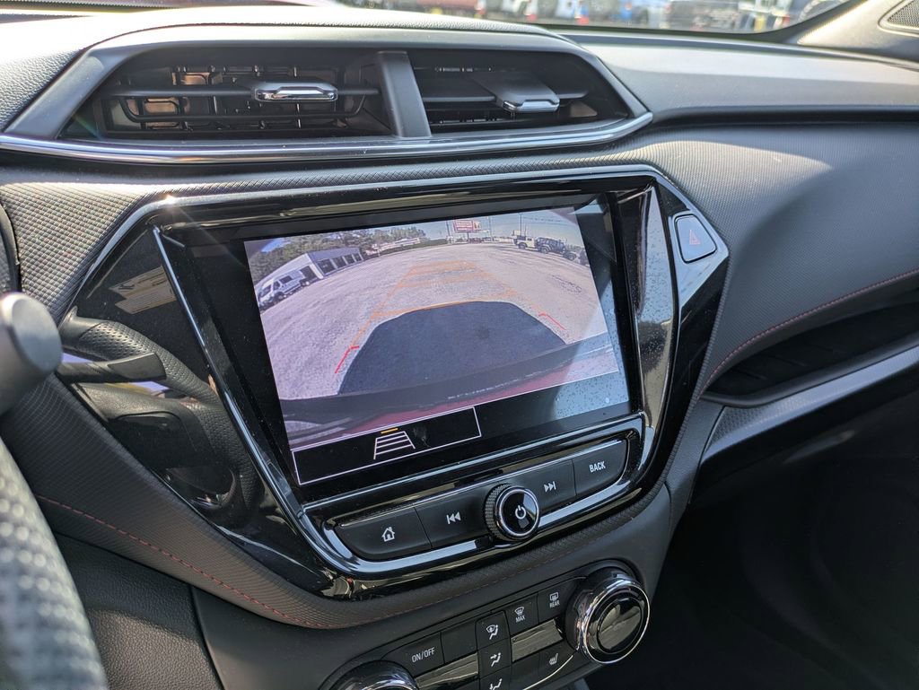 Used 2023 Chevrolet TrailBlazer RS w/ Convenience Package image 22