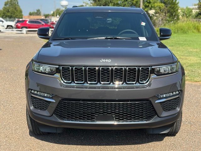 Certified 2025 Jeep Grand Cherokee Limited AWD/4WD image 2