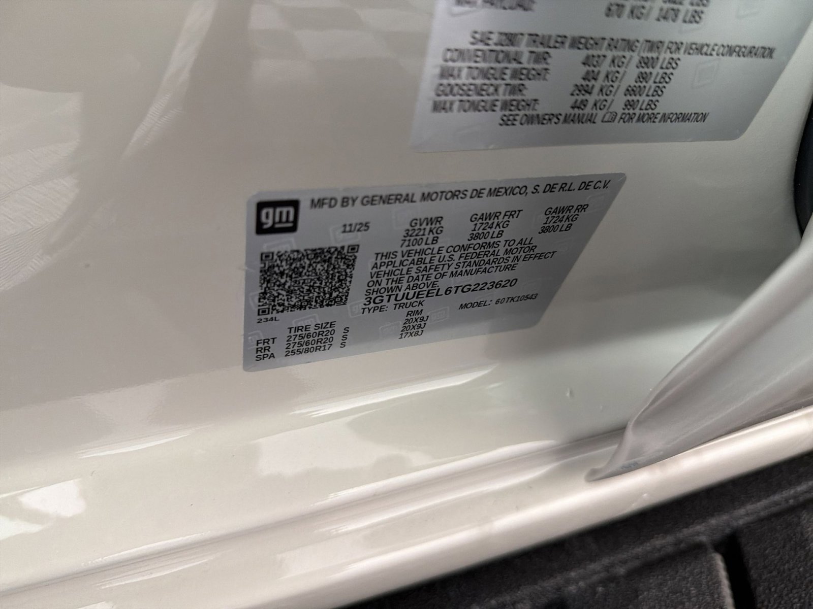 New 2026 GMC Sierra 1500 AT4 w/ AT4 Premium Package image 30