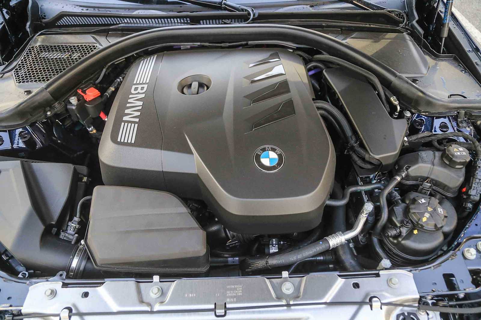 New 2026 BMW 330i Sedan w/ Convenience Package image 23
