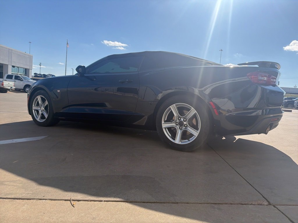 Used 2023 Chevrolet Camaro LT image 5