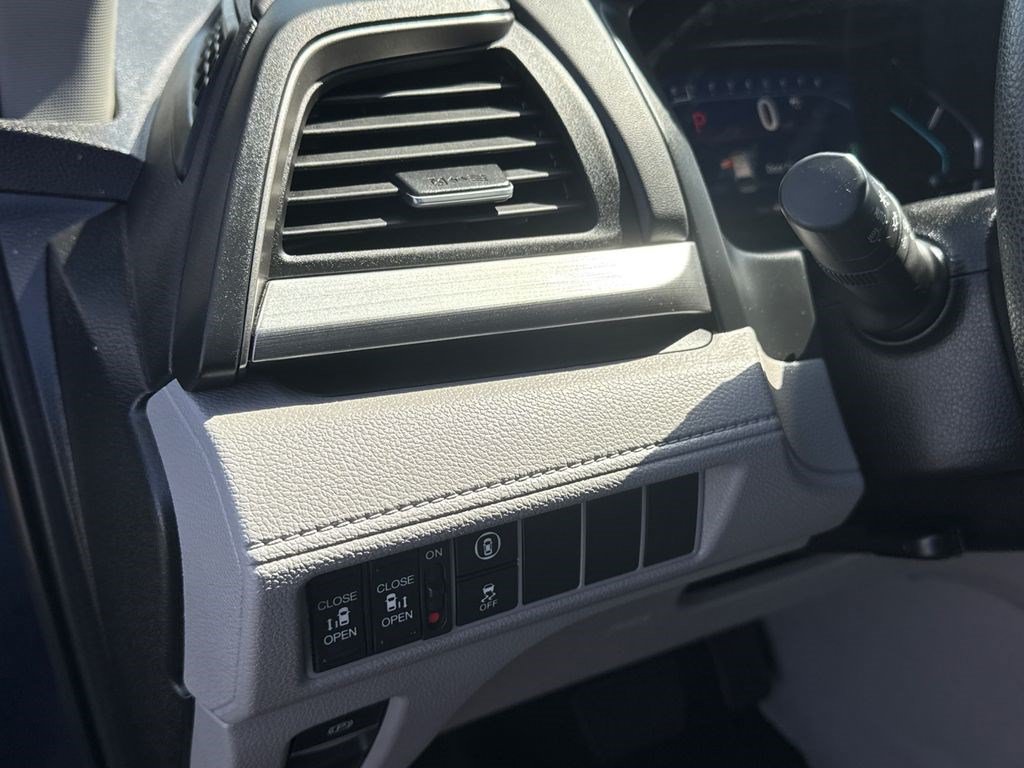 Certified 2022 Honda Odyssey EX image 23