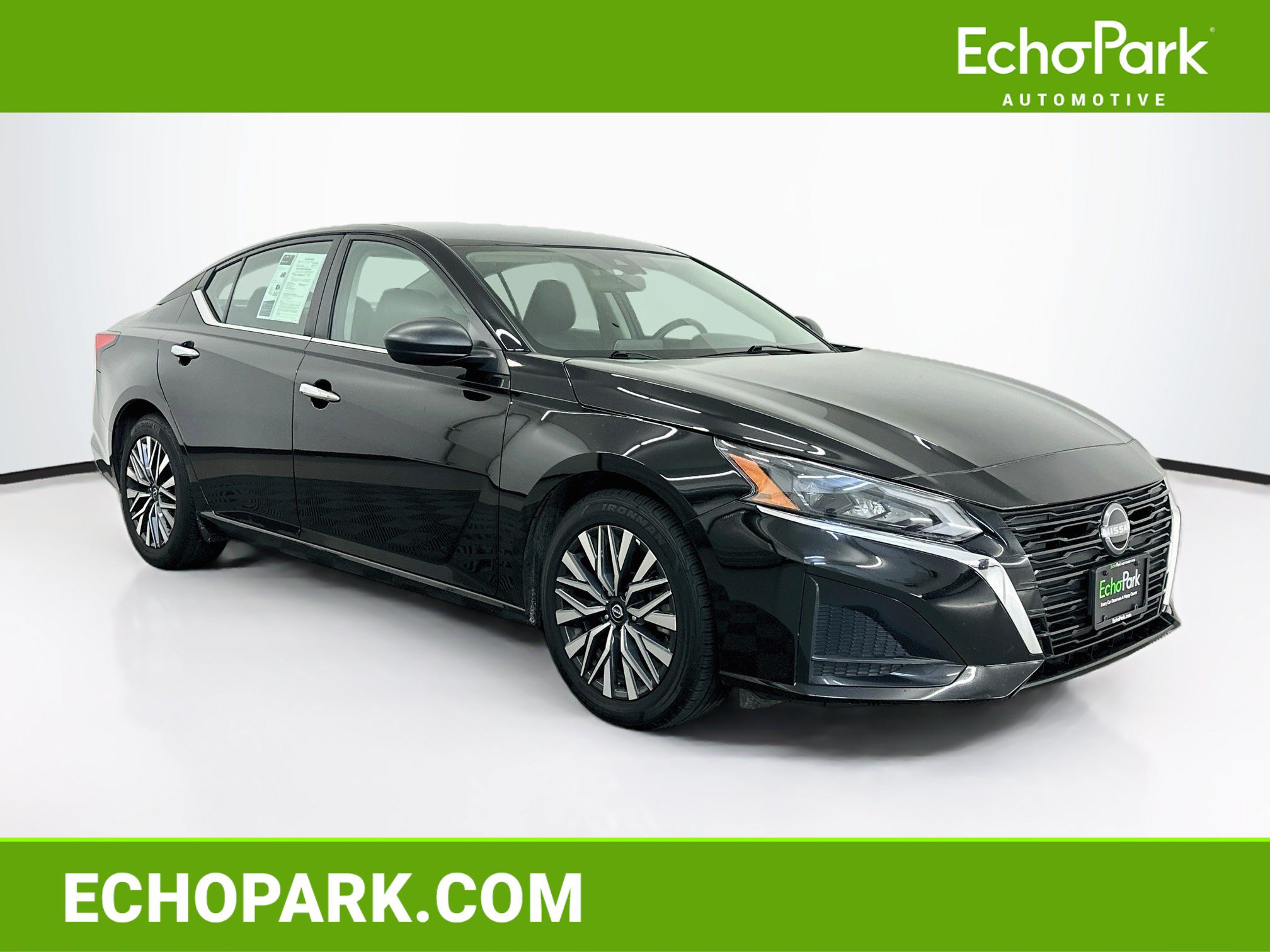 Used 2025 Nissan Altima 2.5 SV