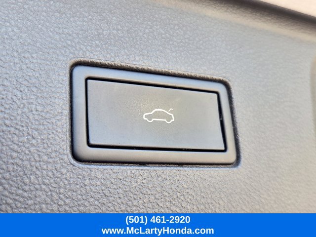 Used 2025 Volkswagen Atlas SE AWD/4WD image 15