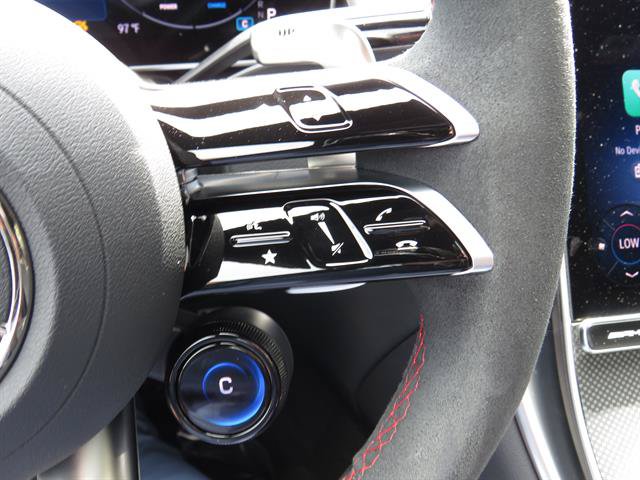 Used 2025 Mercedes-Benz GLC 43 AMG 4MATIC image 14