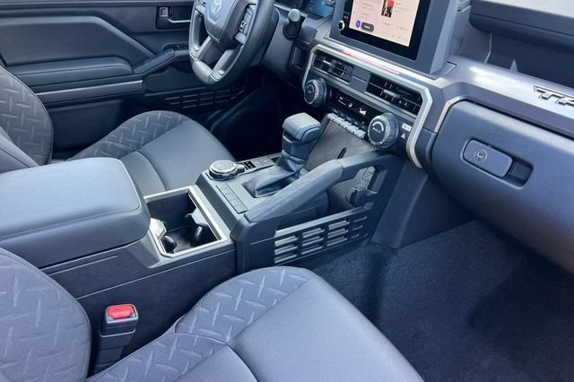 New 2026 Toyota Tacoma SR5 AWD/4WD image 17