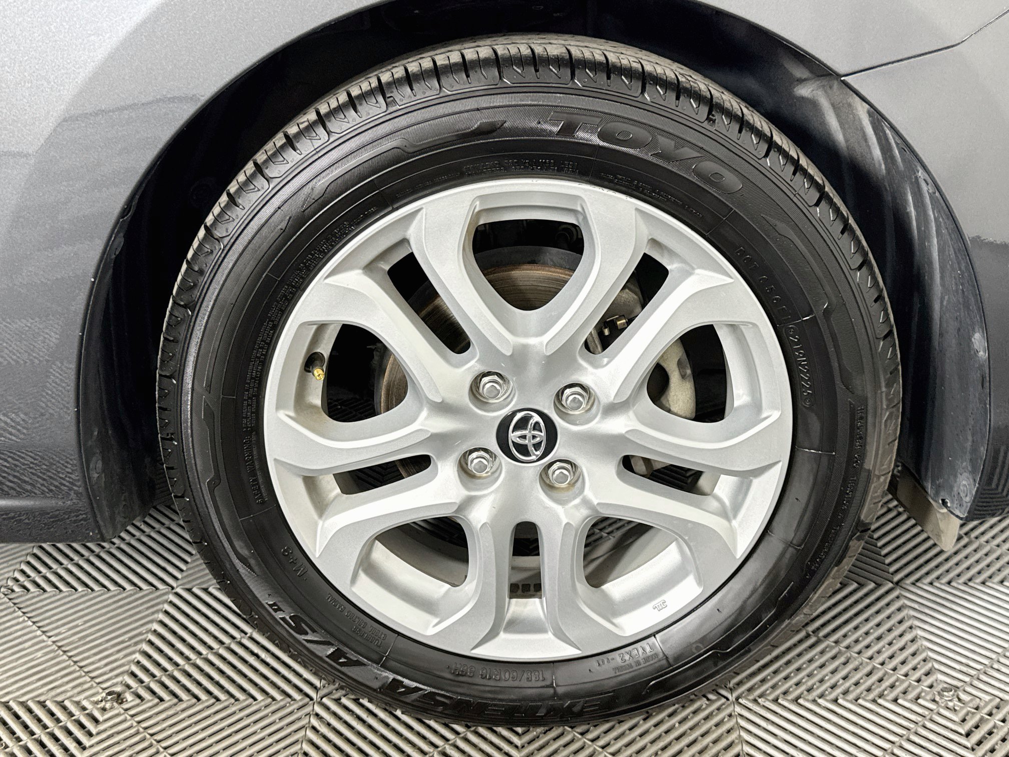 Used 2017 Toyota Yaris iA FWD image 30