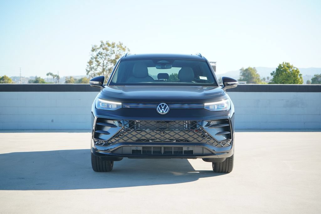 New 2026 Volkswagen Tiguan SE R-Line AWD/4WD image 6