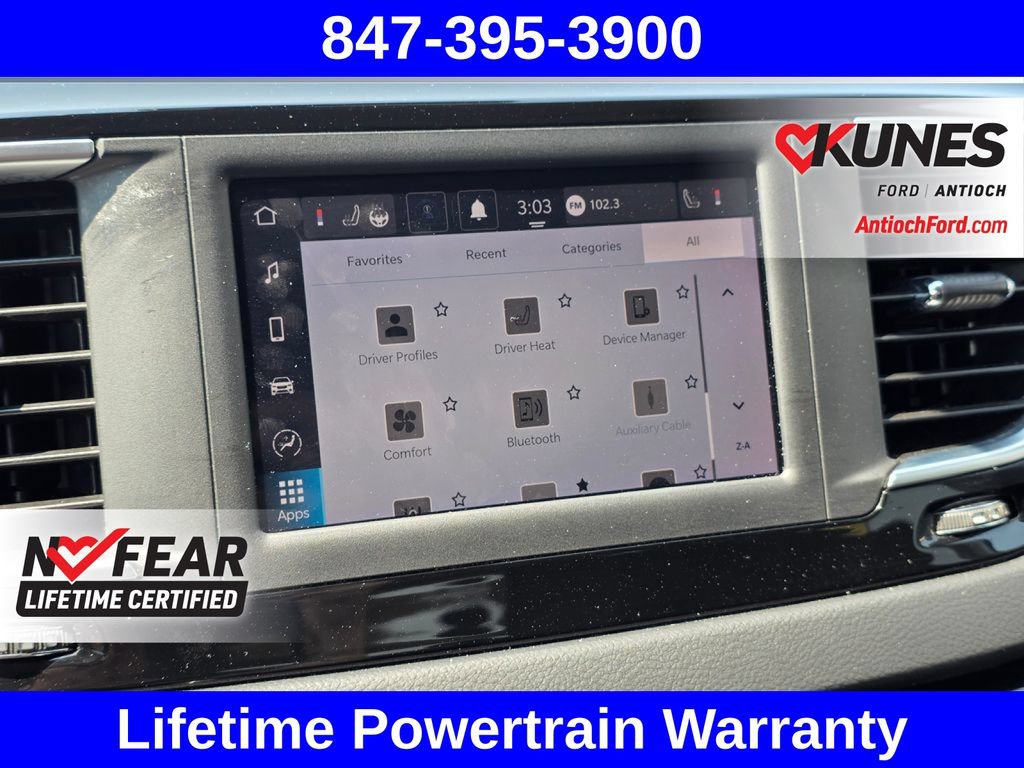Used 2023 Chrysler Voyager LX FWD image 50
