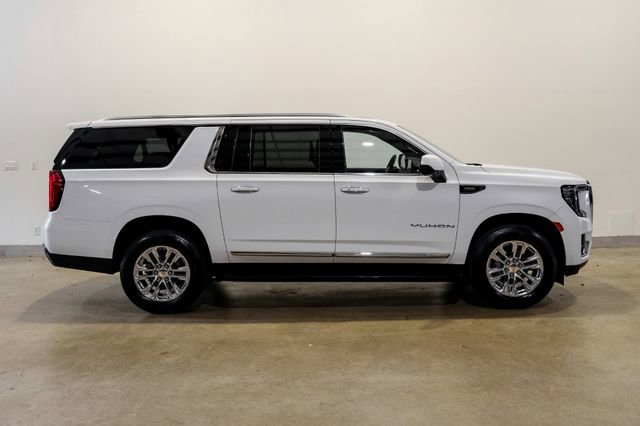 Used 2021 GMC Yukon XL SLT w/ Rear Media and Nav Package AWD/4WD image 4