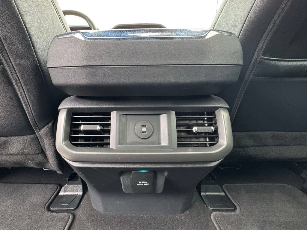 Used 2025 Ford F150 Lariat AWD/4WD image 39