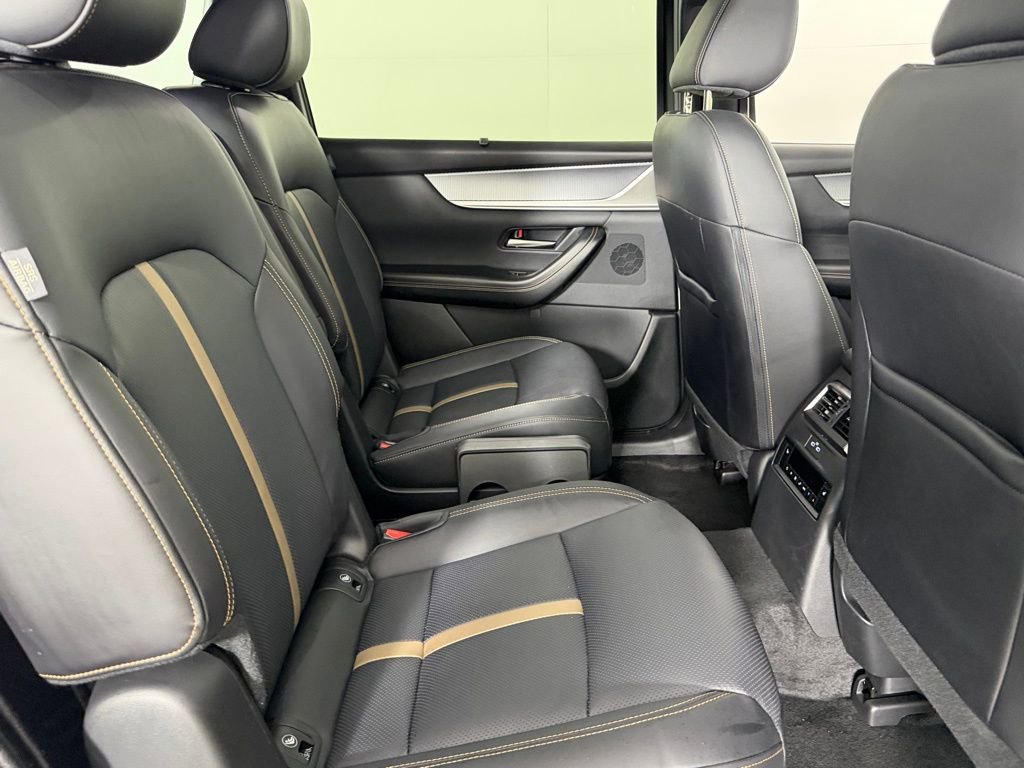 Used 2025 MAZDA CX-90 Plug-In Hybrid w/ Premium Plus image 32