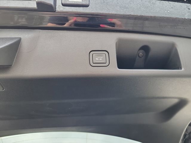 New 2026 Chevrolet Equinox EV LT image 24