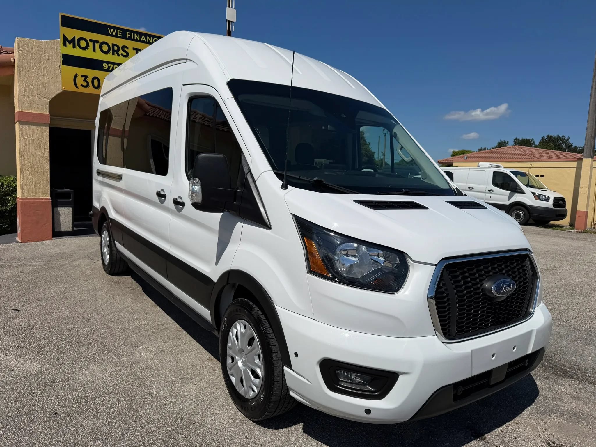 Used 2024 Ford Transit 350 148 High Roof Wagon RWD image 11