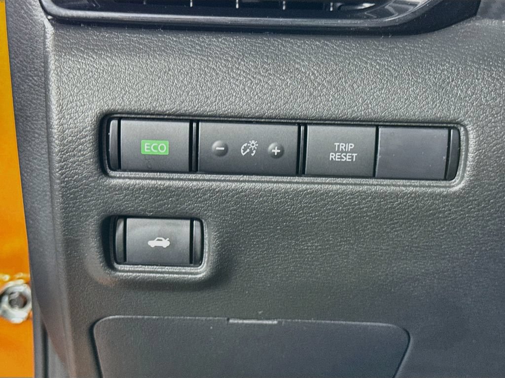Certified 2024 Nissan Sentra SR w/ SR Premium Package FWD image 20