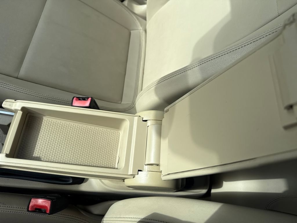 Used 2014 Volkswagen Beetle TDI image 27