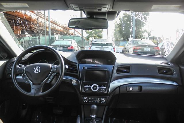 Used 2020 Acura ILX w/ Premium Package image 17